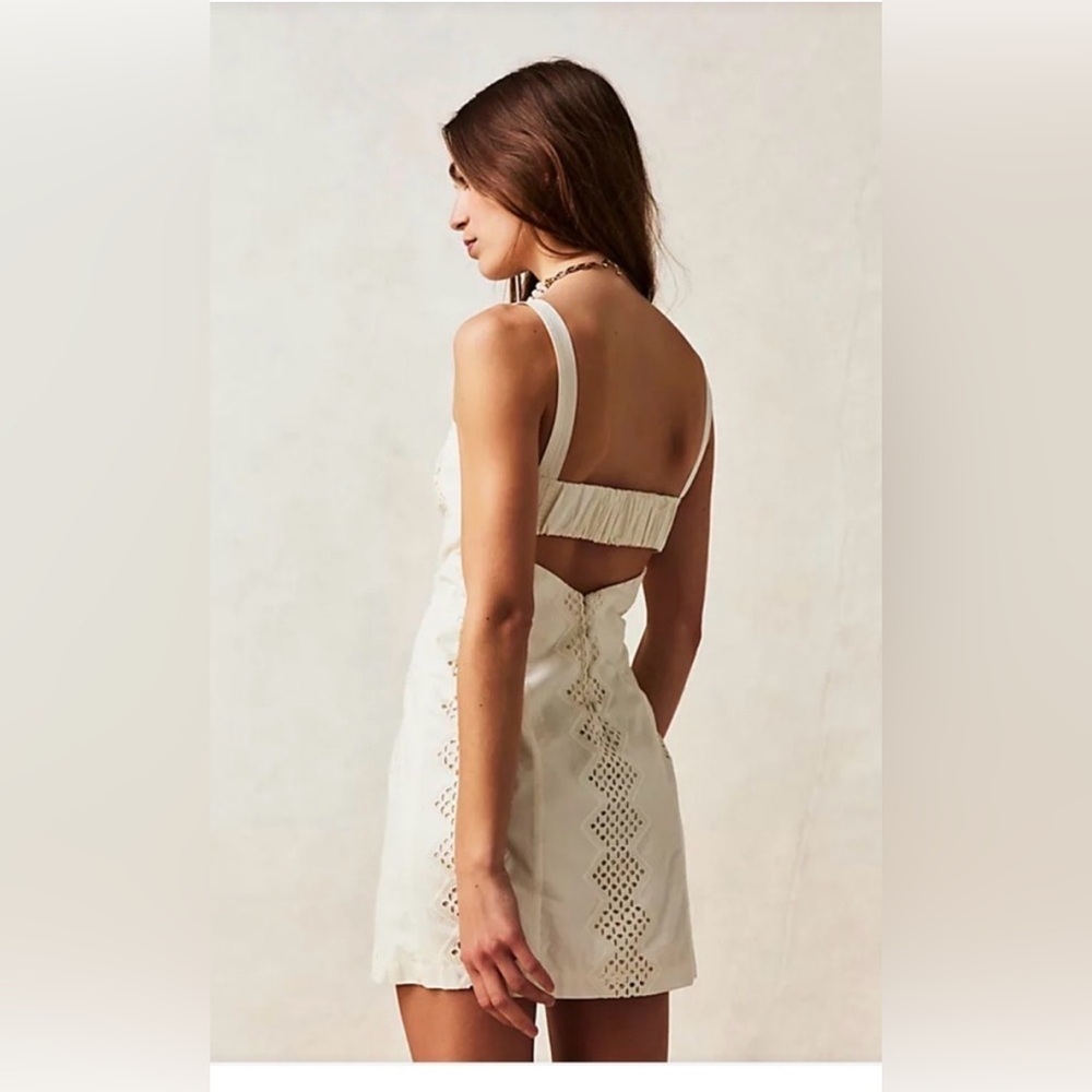 Free People Ivory Eyelet Mini Dress Square Neck Cutout Back Size M - Picture 2 of 15